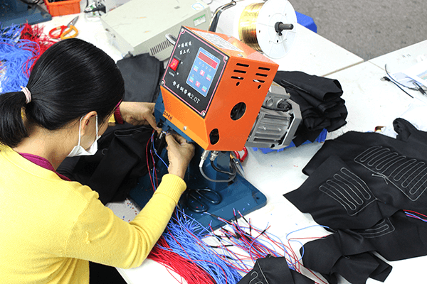 Copper tape crimping machine